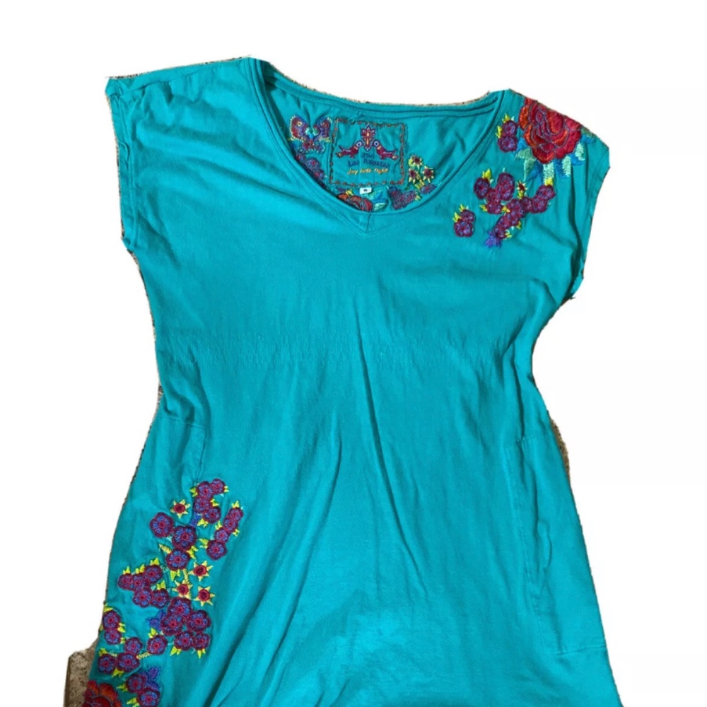 Johnny  Was blue  tunic size small like new